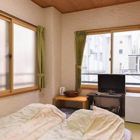 Ryokan Mikawaya Токио Экстерьер фото